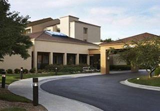 Courtyard Columbus 3* Worthington