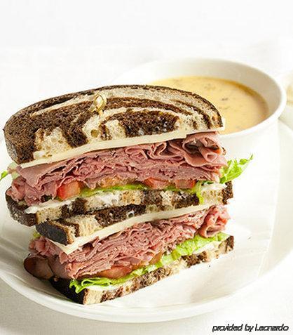 Courtyard Columbus 3* Worthington